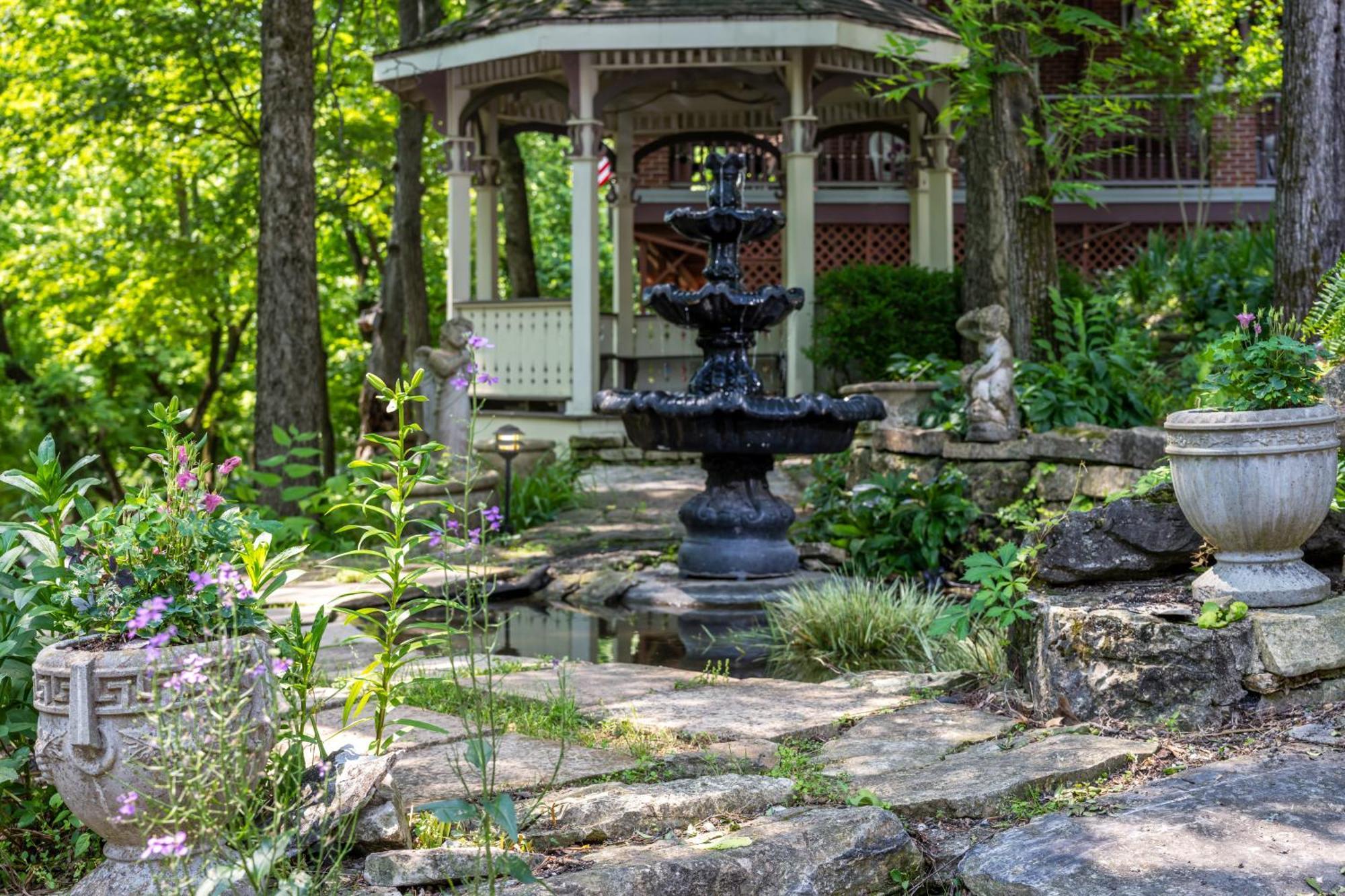 Angel At Rose Hall Hotel Eureka Springs Exterior photo