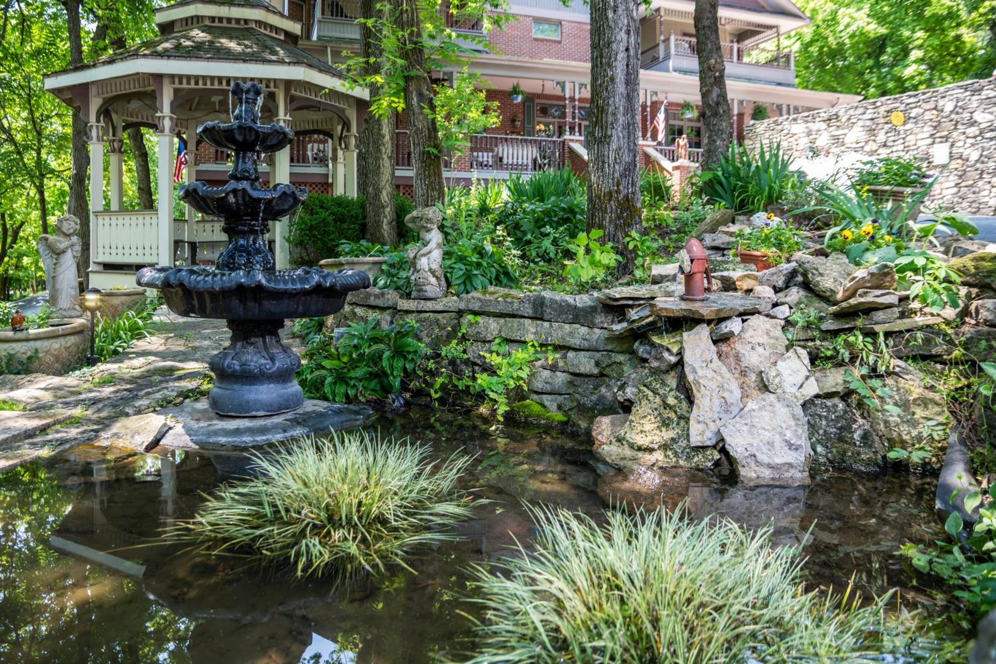 Angel At Rose Hall Hotel Eureka Springs Exterior photo